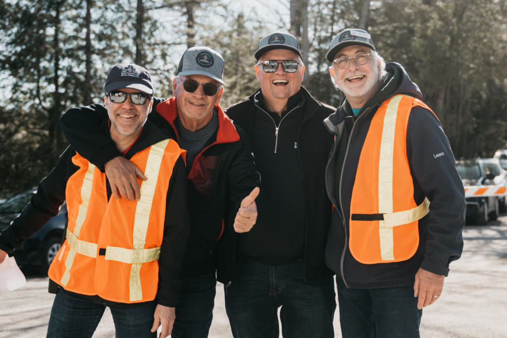 Groupe à la corvée printanière 2023 à la Base de plein air Bon départ.